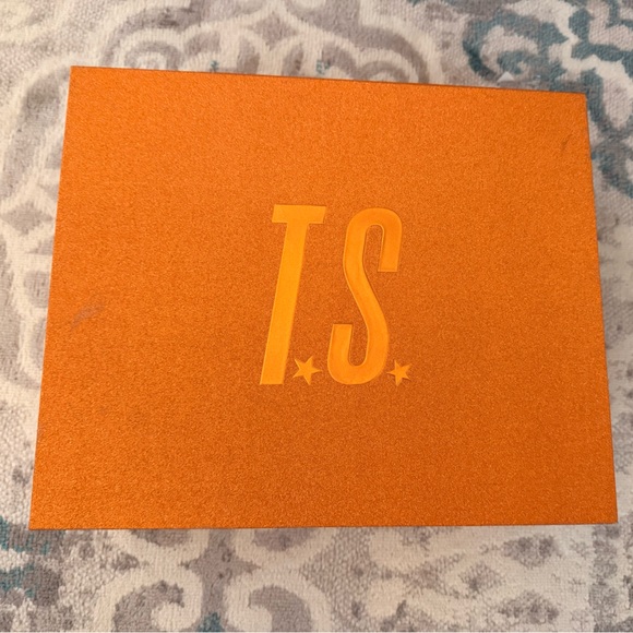 Authentic Taylor Swift Life of a Showgirl Cardigan Box Set - Picture 2 of 4